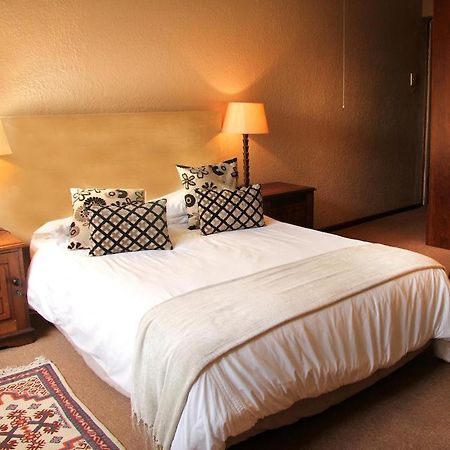 Fynbos Guest House Riversdale Exterior foto