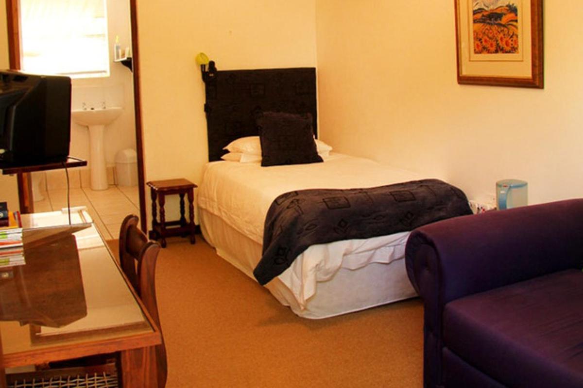 Fynbos Guest House Riversdale Exterior foto