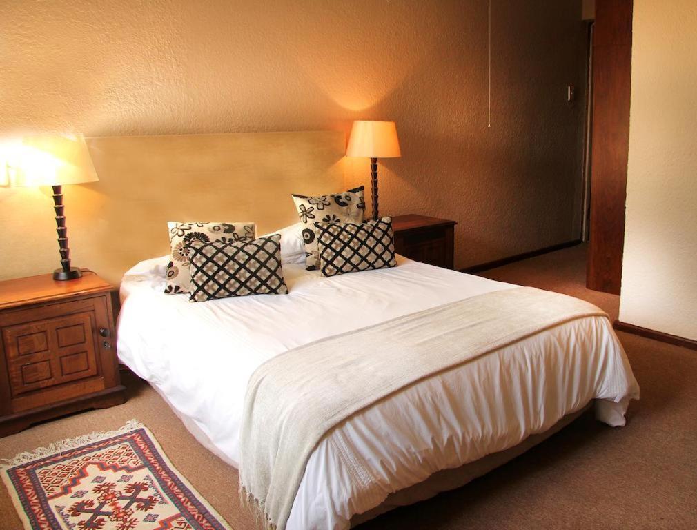 Fynbos Guest House Riversdale Exterior foto